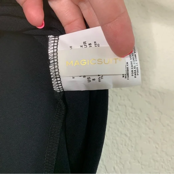 Magicsuit Womens black Jolene layered Tankini swim top 8 NWT